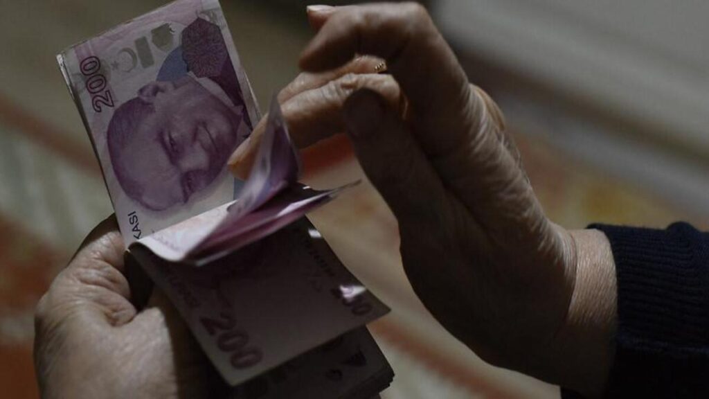 Türkiye’de 1 emekliye 1,5 çalışan düşüyor