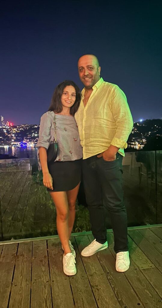 Erol Sökmez, Eşi ve Oğluyla Duygu Dolu Bir Gün Paylaştı