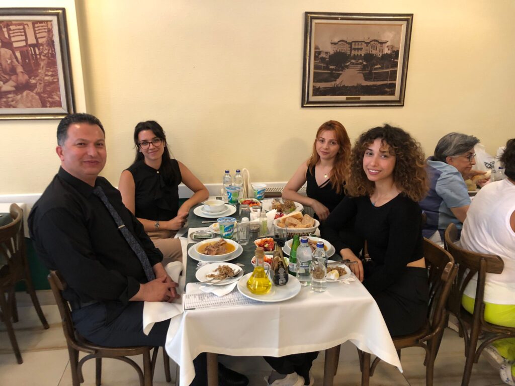 Hasan Moradiamin (İmanuel): Sinema Dünyasında Bir Yapımcı ve Yönetmen