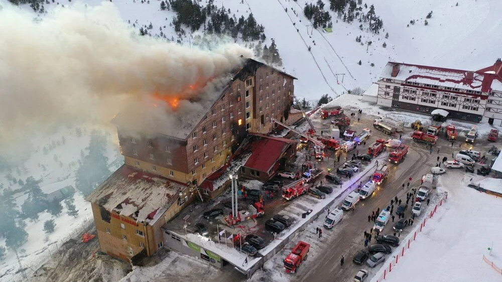 Grand Kartal Otel Faciasında 12 Dakika Ayrıntısı