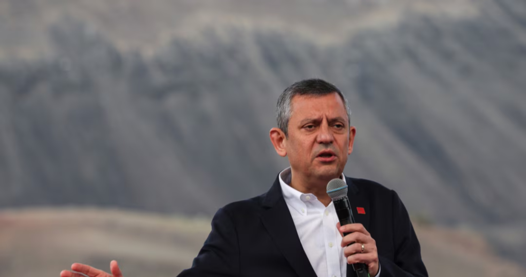 Özgür Özel den Kılıçdaroğluna Kurultay Daveti