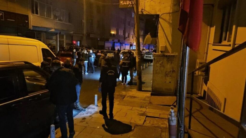 İstanbul Kağıthane’de Eğlence Mekanına El Bombalı Saldırı