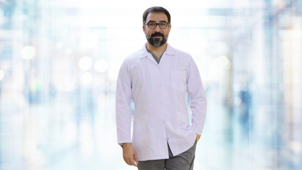 Saç Ekim Uzmanı Adem Köse Türkiye’de Neden Başarılı ?