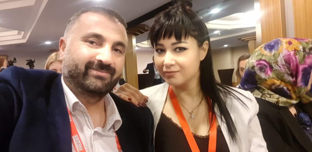 Hızır Haşim Kaya, Köy Okullarını Onarıyor